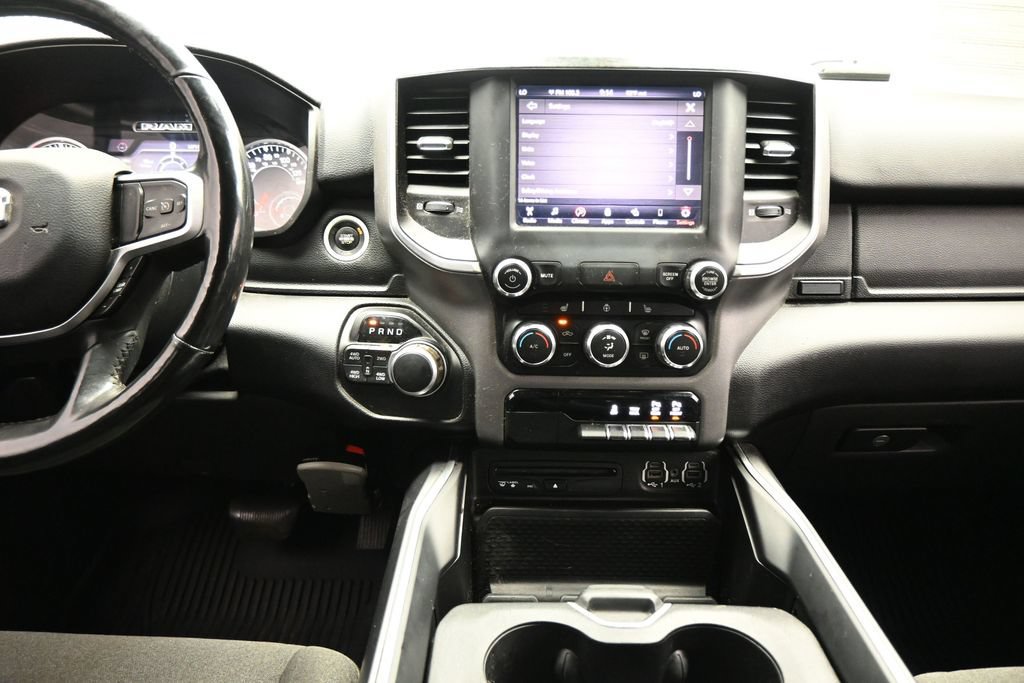 Used 2019 RAM 1500 Big Horn AWD/4WD image 18