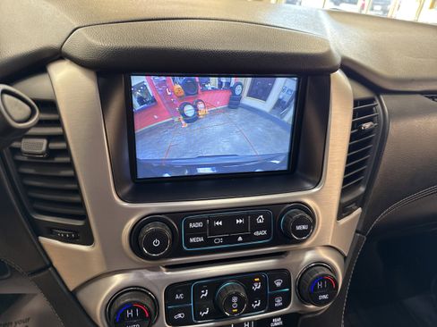 Used 2019 GMC Yukon XL SLE image 35