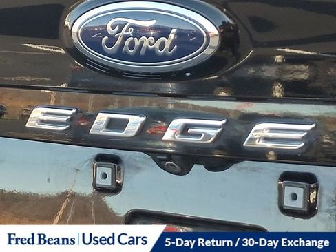 Certified 2022 Ford Edge Titanium w/ Equipment Group 301A image 31