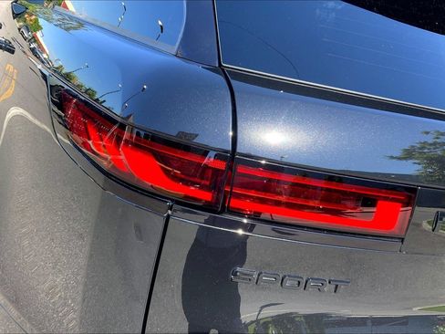Certified 2025 Land Rover Range Rover Sport SE AWD/4WD image 28