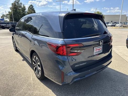 Used 2026 Honda Odyssey Elite image 7