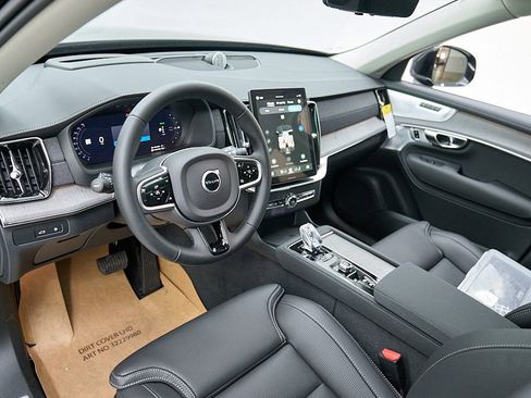 New 2026 Volvo XC90 T8 Ultra w/ Protection Package AWD/4WD image 12