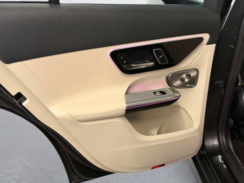 Certified 2025 Mercedes-Benz GLC 350e 4MATIC image 11