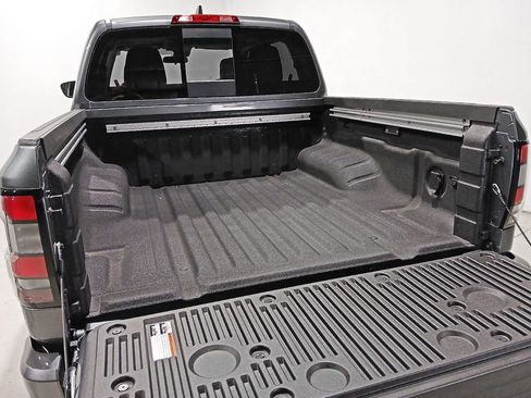 New 2026 Nissan Frontier SV w/ SV Convenience Package AWD/4WD image 7