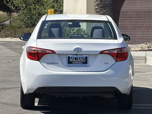 Used 2017 Toyota Corolla LE FWD image 6