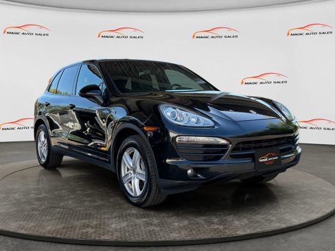 Used 2014 Porsche Cayenne AWD/4WD image 5