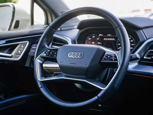 Used 2023 Audi Q4 e-tron Premium Plus w/ Premium Plus image 15