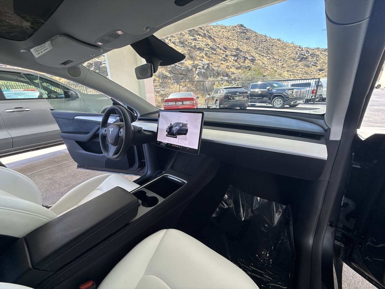 Used 2024 Tesla Model Y Performance AWD/4WD image 29