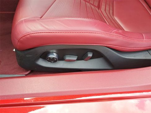 Used 2022 Chevrolet Corvette Stingray Premium Cpe w/ Z51 Performance Package image 22