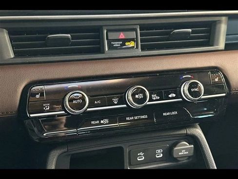 New 2026 Honda Pilot Touring image 21
