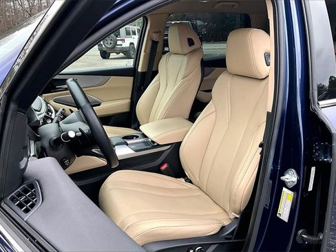 Used 2023 Acura MDX SH-AWD image 19