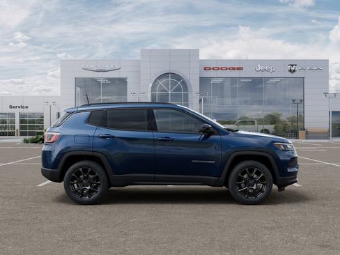 New 2026 Jeep Compass Latitude AWD/4WD image 21