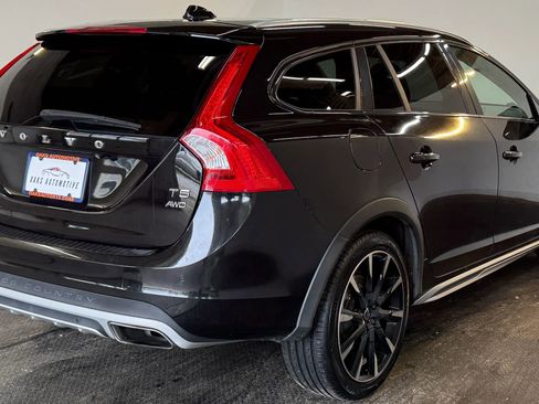 Used 2017 Volvo V60 T5 Cross Country w/ Convenience Package AWD/4WD image 7