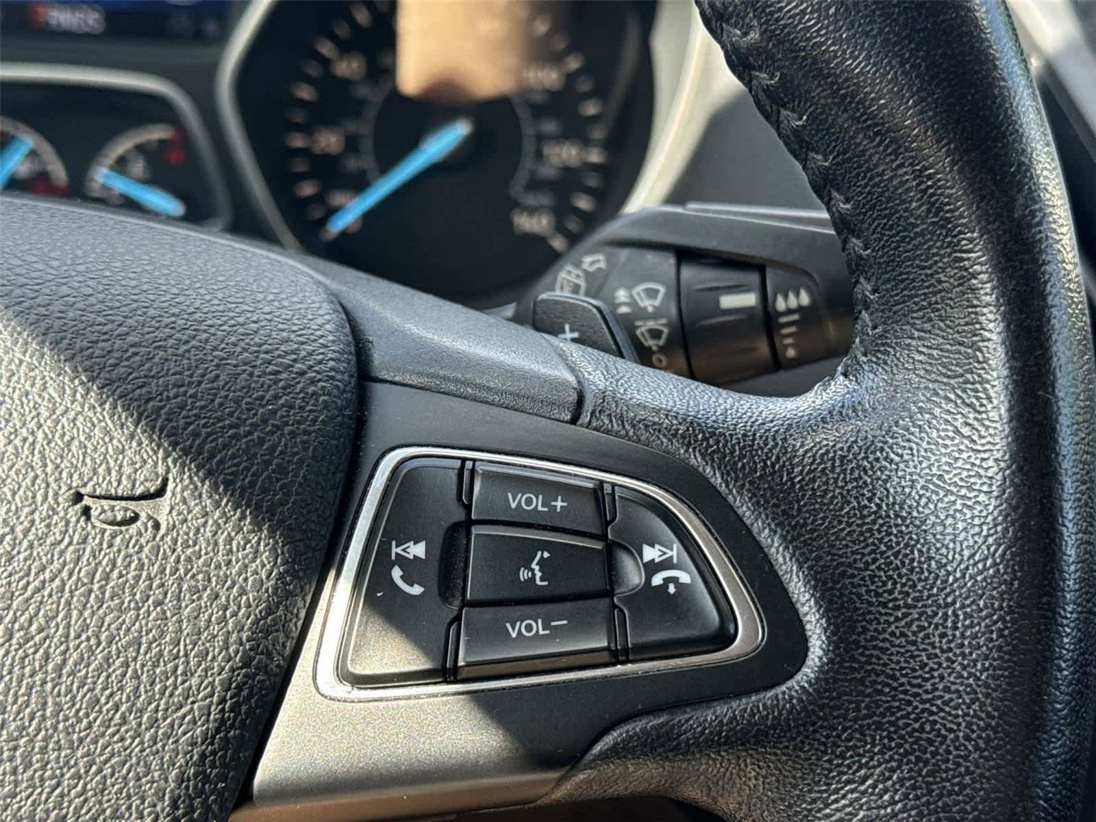 Used 2017 Ford Escape Titanium FWD image 19