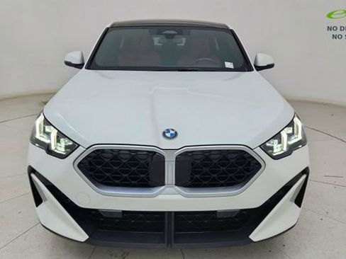 Used 2025 BMW X2 xDrive28i AWD/4WD image 13