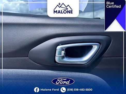 Used 2024 Jeep Compass Latitude AWD/4WD image 19