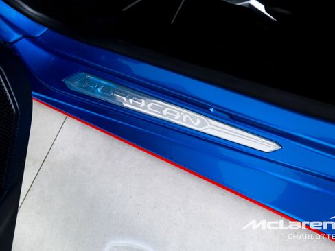 Used 2023 Lamborghini Huracan STO RWD image 15
