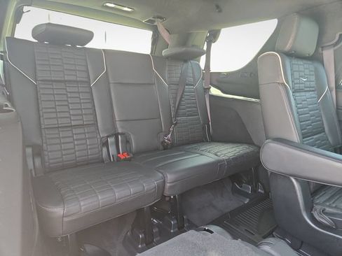 Used 2023 Cadillac Escalade Premium Luxury Platinum AWD/4WD image 47