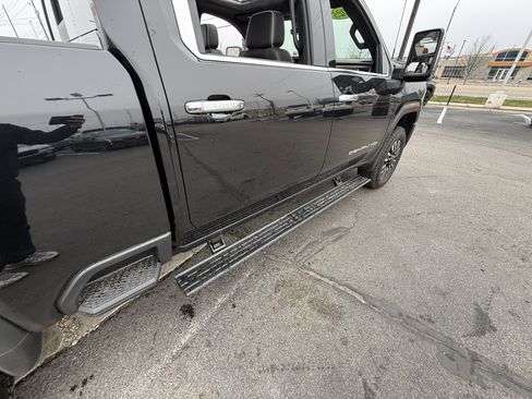 Used 2025 GMC Sierra 2500 Denali Ultimate image 27