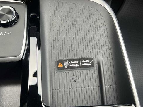 New 2026 Buick Enclave Sport Touring w/ Power Package image 8