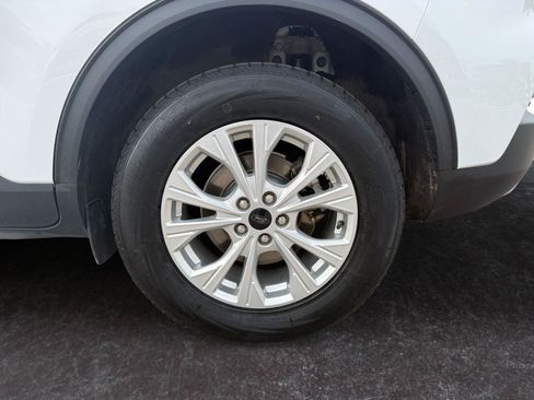 Used 2024 Ford Escape Active AWD/4WD image 27