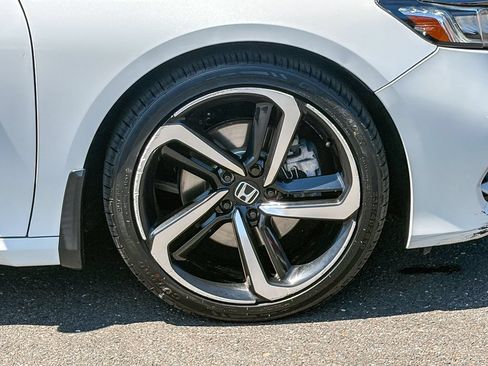 Used 2019 Honda Accord Sport image 13