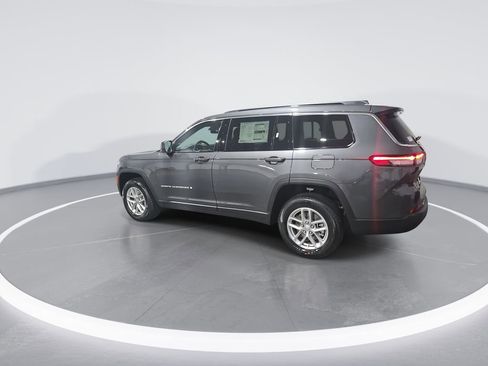 New 2025 Jeep Grand Cherokee L Laredo image 6