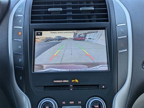 Used 2018 Lincoln MKC Reserve w/ Lincoln MKC Climate Package image 13