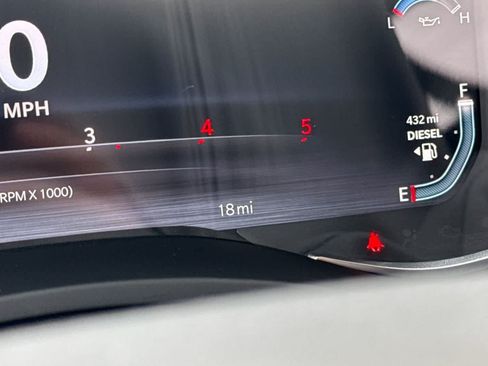 New 2026 RAM 2500 Laramie AWD/4WD image 29