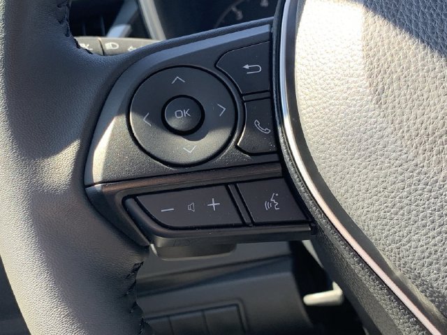 Used 2025 Toyota Corolla SE w/ SE Package FWD image 24