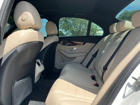 Used 2018 Mercedes-Benz C 300 4MATIC Sedan image 21