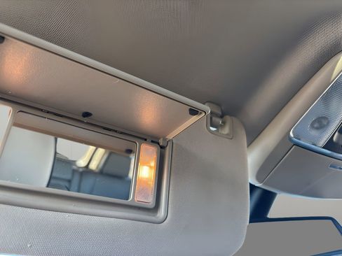 Used 2015 Jeep Grand Cherokee Overland w/ Advanced Technology Group image 30