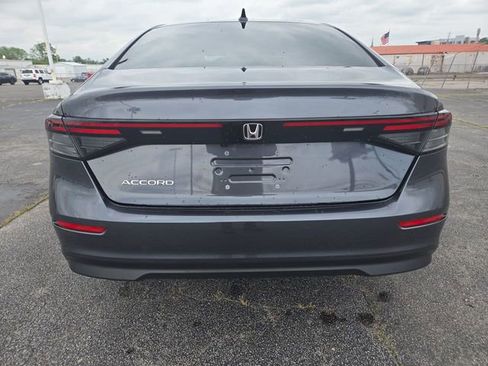 Used 2025 Honda Accord SE image 7