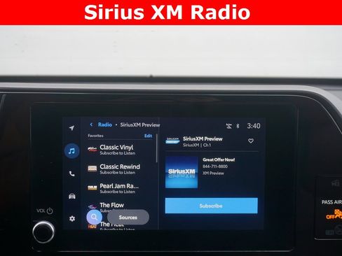 Used 2023 Toyota Highlander L image 9