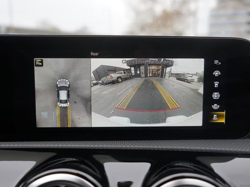 Used 2023 Mercedes-Benz CLA 250 image 25