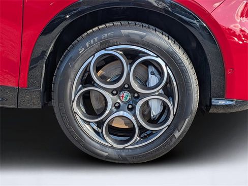 Used 2024 Alfa Romeo Tonale Ti w/ Active Assist Package image 11