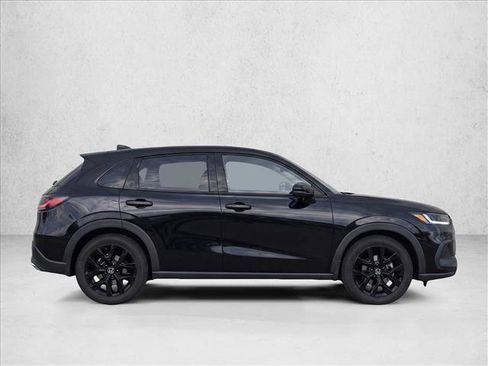 Certified 2024 Honda HR-V Sport image 8