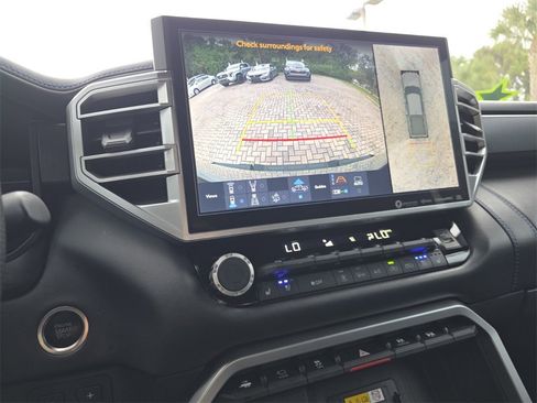 Used 2023 Toyota Tundra Platinum image 32