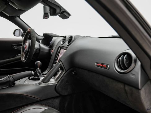 Used 2017 Dodge Viper ACR w/ Extreme Aero Package RWD image 63