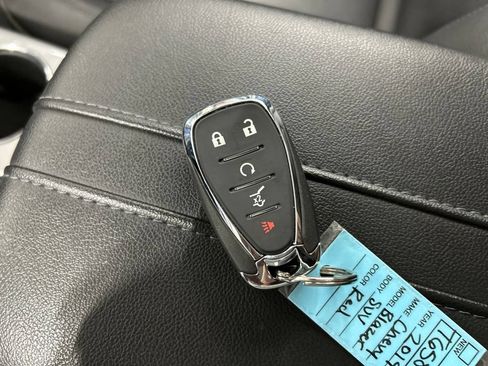 Used 2019 Chevrolet Blazer LT w/ Sun and Wheels Package AWD/4WD image 23