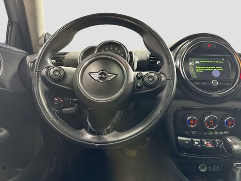 Used 2017 MINI Cooper Clubman ALL4 w/ Premium Package image 22