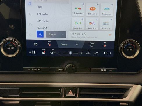 Certified 2024 Lexus RX 350 AWD w/ Accessory Package (K3) image 17