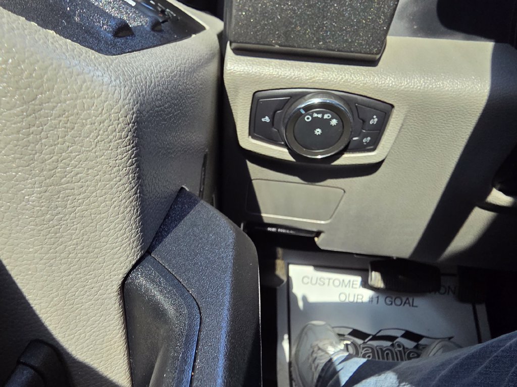 Used 2021 Ford F250 XL w/ STX Appearance Package AWD/4WD image 32