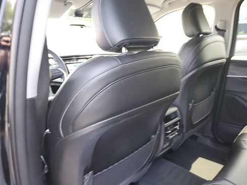 Certified 2023 Jeep Grand Cherokee Limited w/ Luxury Tech Group II AWD/4WD image 14