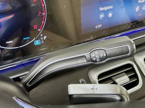 New 2026 Mercedes-Benz GLE 450 4MATIC image 17