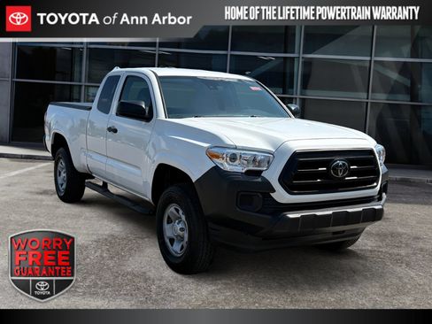 Used 2023 Toyota Tacoma SR RWD image 1