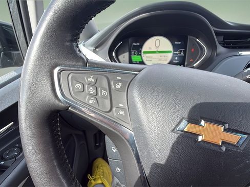 Used 2020 Chevrolet Bolt LT image 26