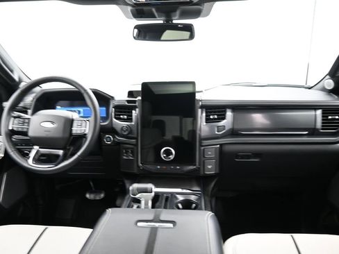 Used 2024 Ford F150 Lightning Platinum image 32