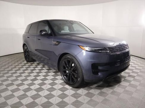 New 2026 Land Rover Range Rover Sport SE image 3