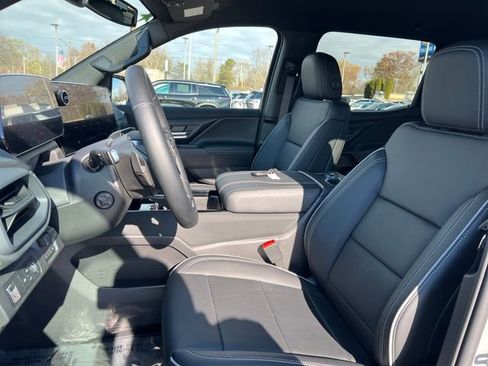 New 2026 Chevrolet Silverado EV LT w/ Plus Package image 9